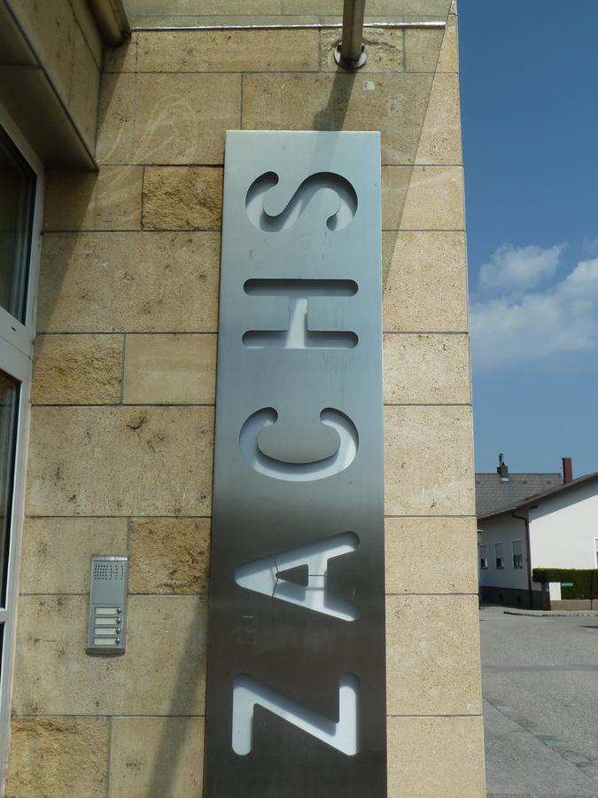 Hotel Zachs Sankt Margarethen im Burgenland Εξωτερικό φωτογραφία